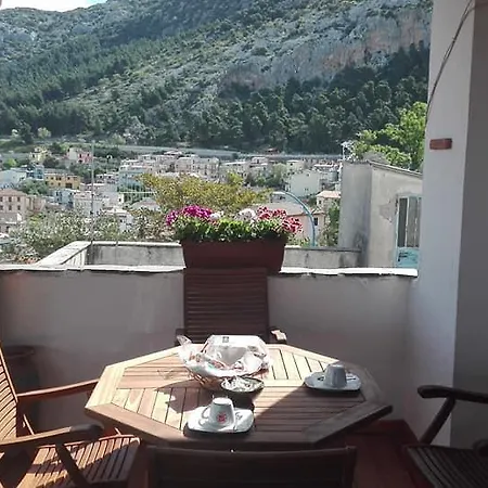Bella Vista *