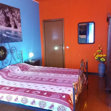 Alojamento de Acomodação e Pequeno-almoço Bella Vista Dorgali